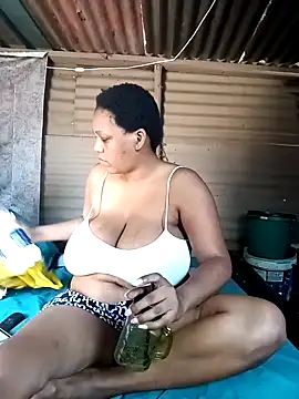 HappygalTheQueen online show from October 2, 2025, 11:13 am