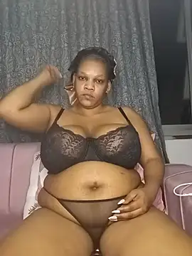 HappygalTheQueen online show from May 26, 2026, 7:56 pm