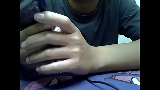 zhu000000 online show from October 21, 2025, 8:14 am