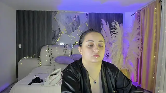 Snapshot of SarahCastro1_ chatting on April 9, 2026, 4:03 am SarahCastro1 online show from April 9, 2026, 4:03 am