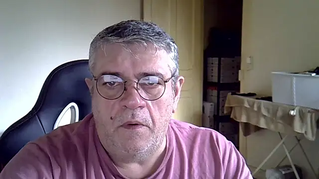 Snapshot of _hippo_ chatting on February 22, 2026, 9:22 am hippo online show from February 22, 2026, 9:22 am