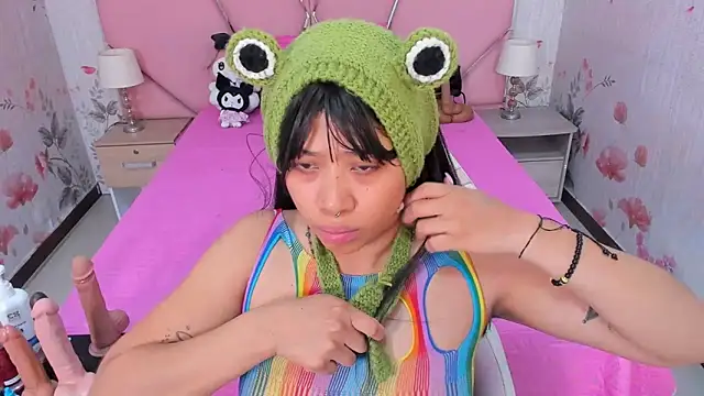 Snapshot of SafiroAgataaa chatting on October 25, 2025, 8:20 pm SafiroAgataaa online show from October 25, 2025, 8:20 pm