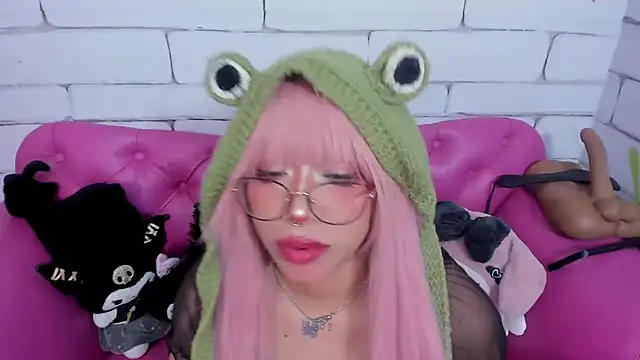 Snapshot of SafiroAgataaa chatting on January 8, 2026, 11:49 am SafiroAgataaa online show from January 8, 2026, 11:49 am