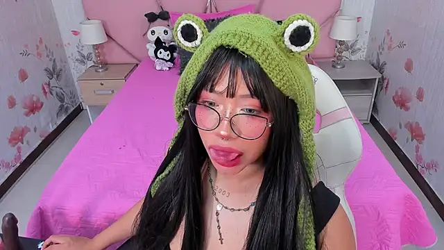 Snapshot of SafiroAgataaa chatting on October 26, 2025, 8:26 am SafiroAgataaa online show from October 26, 2025, 8:26 am