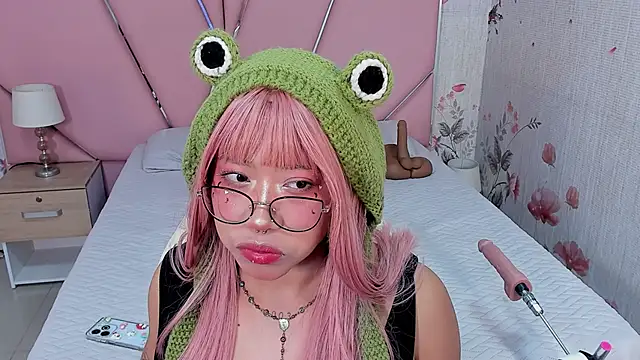 Snapshot of SafiroAgataaa chatting on September 27, 2025, 8:15 pm SafiroAgataaa online show from September 27, 2025, 8:15 pm