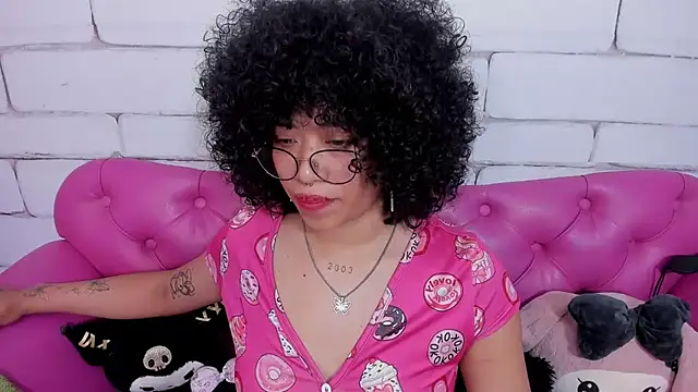 Snapshot of SafiroAgataaa chatting on January 9, 2026, 12:12 pm SafiroAgataaa online show from January 9, 2026, 12:12 pm