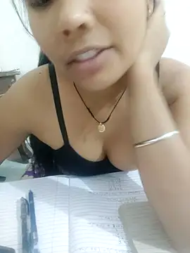 Vaani Cutie online show from November 12, 2025, 3:05 pm