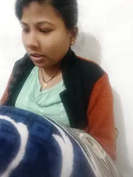 Vaani Cutie online show from December 23, 2025, 3:50 am