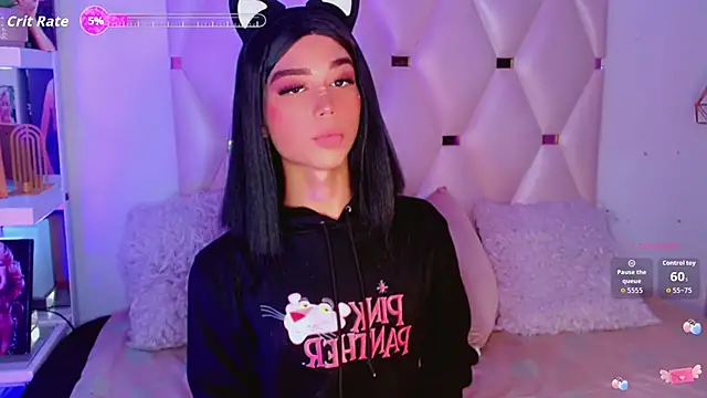 Snapshot of Daphnne_Foxx chatting on September 29, 2025, 9:42 pm Daphnne Foxx online show from September 29, 2025, 9:42 pm