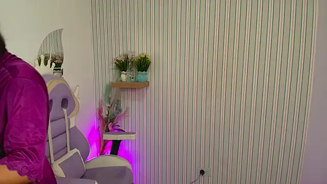 kataleya  18 online show from March 9, 2026, 7:50 pm