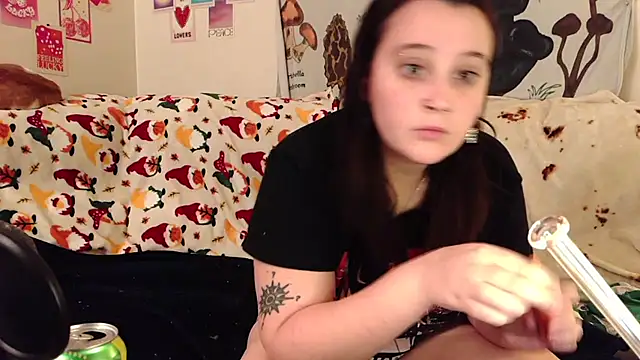 Shadow Slut online show from October 21, 2025, 3:17 am