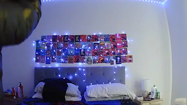 Snapshot of risktakinndolo chatting on December 4, 2025, 4:50 pm risktakinndolo online show from December 4, 2025, 4:50 pm