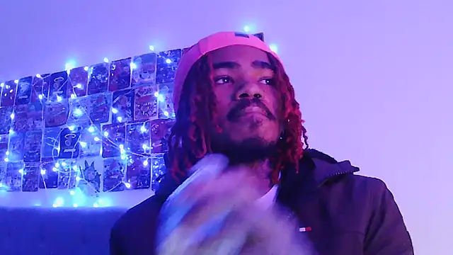 Snapshot of risktakinndolo chatting on November 16, 2025, 5:06 pm risktakinndolo online show from November 16, 2025, 5:06 pm