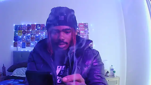 Snapshot of risktakinndolo chatting on November 27, 2025, 4:40 pm risktakinndolo online show from November 27, 2025, 4:40 pm