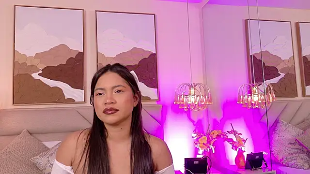 kendalFox  online show from November 26, 2025, 1:49 am