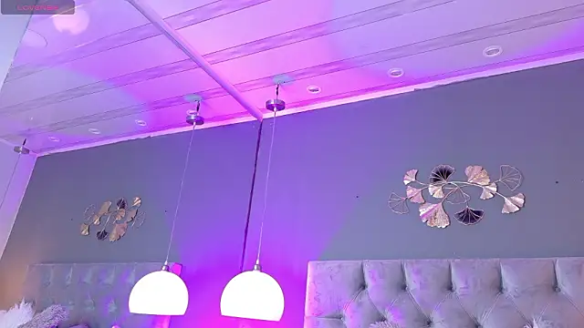 kendalFox  online show from February 19, 2026, 4:31 am