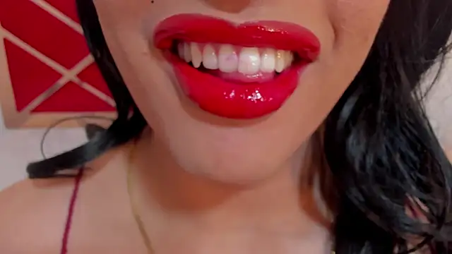 sweet Elizabeth online show from May 27, 2026, 1:18 pm