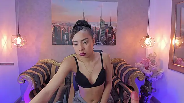 Snapshot of Lucia_jane chatting on September 12, 2025, 8:08 pm Lucia jane online show from September 12, 2025, 8:08 pm