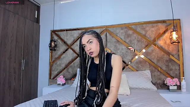 Snapshot of Lucia_jane chatting on May 15, 2026, 9:13 pm Lucia jane online show from May 15, 2026, 9:13 pm