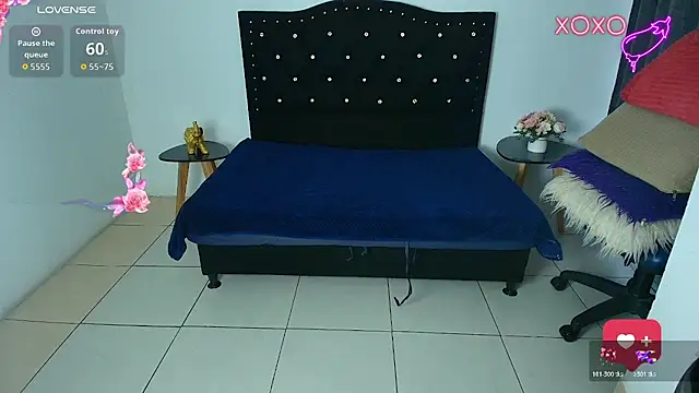 SammySmall F w online show from December 5, 2025, 9:34 pm