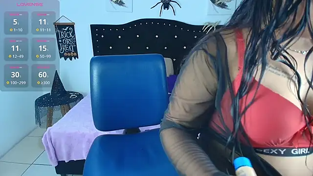 SammySmall F w online show from November 1, 2025, 10:25 pm