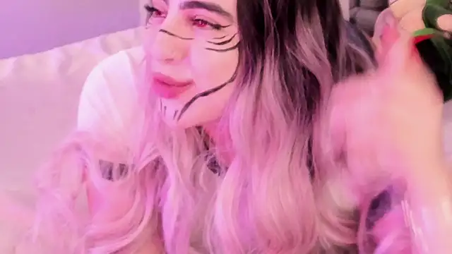 Snapshot of Camila_Matinez_ chatting on March 27, 2026, 1:25 am Camila Matinez online show from March 27, 2026, 1:25 am