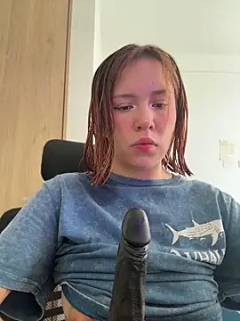 Snapshot of aliciia_23 chatting on April 30, 2026, 9:08 pm aliciia 23 online show from April 30, 2026, 9:08 pm
