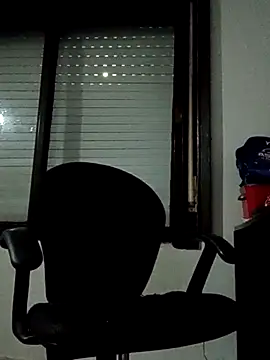 0800cristean online show from September 14, 2025, 2:23 am