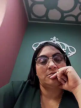 tiffany Johnson1 online show from October 6, 2025, 7:58 pm