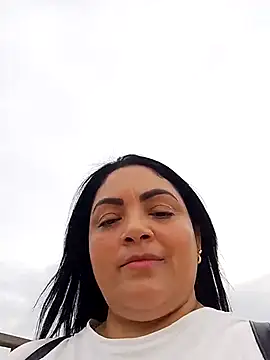 tiffany Johnson1 online show from October 24, 2025, 8:52 pm