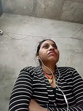 Snapshot of Sandhya_x chatting on November 11, 2025, 7:41 pm Sandhya x online show from November 11, 2025, 7:41 pm