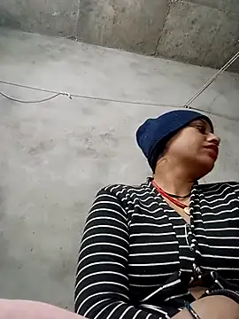 Snapshot of Sandhya_x chatting on November 13, 2025, 9:40 pm Sandhya x online show from November 13, 2025, 9:40 pm