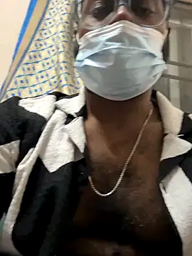 DJLOVE280825 online show from January 7, 2026, 11:32 pm