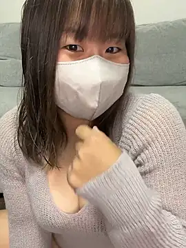 xxx yuna xxx online show from November 2, 2025, 6:35 pm