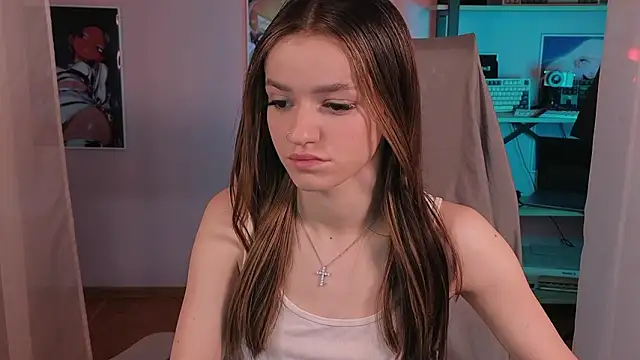 Snapshot of E_l_i_z_e_ chatting on March 27, 2026, 5:05 am E l i z e online show from March 27, 2026, 5:05 am