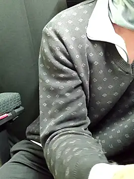 chocolate alone online show from December 20, 2025, 7:55 am