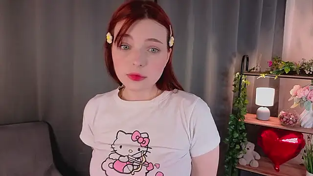 AnnieKim  online show from February 15, 2026, 4:06 pm