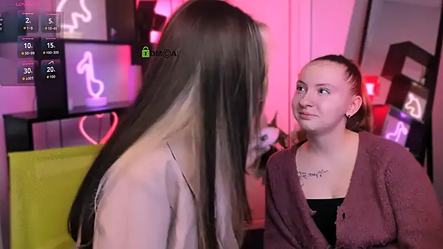 Snapshot of mila_glow1 chatting on November 30, 2025, 7:25 pm mila glow1 online show from November 30, 2025, 7:25 pm