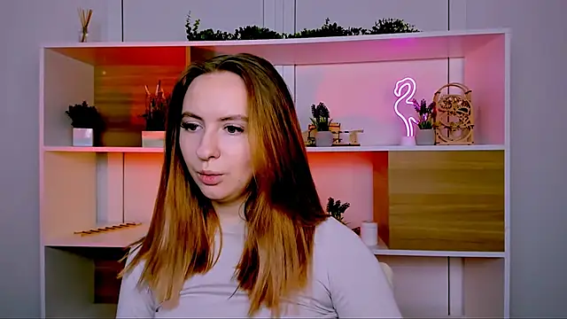 Snapshot of mila_glow1 chatting on November 7, 2025, 7:18 pm mila glow1 online show from November 7, 2025, 7:18 pm