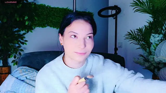 CutenessGirl online show from January 14, 2026, 7:12 am