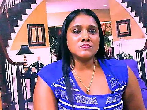 IndianSexyLady4u online show from October 13, 2025, 5:58 pm