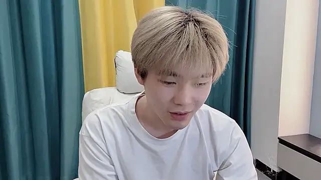 xiaoyang5200 online show from March 10, 2026, 2:43 pm