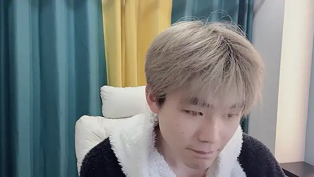 xiaoyang5200 online show from March 1, 2026, 3:12 pm