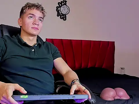 paull george online show from September 27, 2025, 12:44 pm