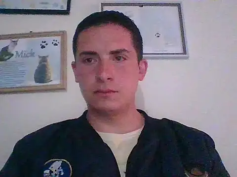 Snapshot of mickseb89 chatting on February 13, 2026, 10:10 pm mickseb89 online show from February 13, 2026, 10:10 pm