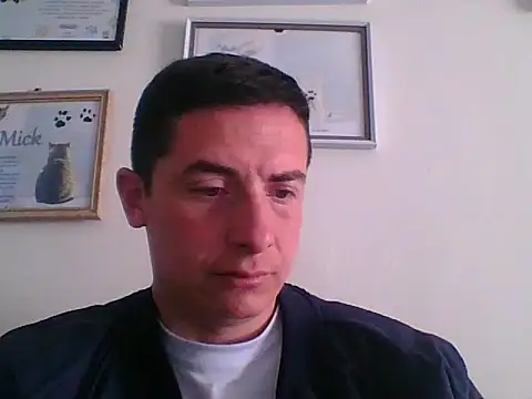 Snapshot of mickseb89 chatting on March 6, 2026, 2:56 pm mickseb89 online show from March 6, 2026, 2:56 pm