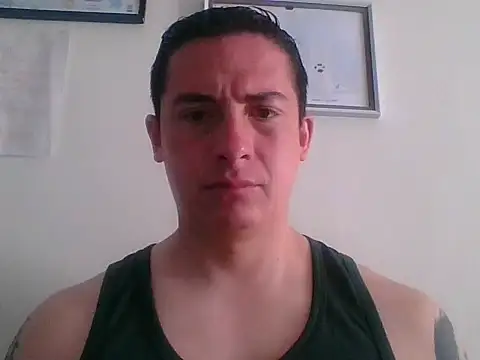 Snapshot of mickseb89 chatting on September 22, 2025, 2:34 pm mickseb89 online show from September 22, 2025, 2:34 pm