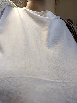 LenaBloomy online show from October 12, 2025, 10:49 am