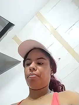 Snapshot of AresAngel chatting on October 5, 2025, 7:37 pm AresAngel online show from October 5, 2025, 7:37 pm