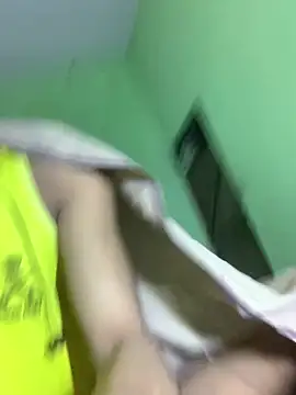 Snapshot of uniquesexyboy5689 chatting on February 17, 2026, 7:11 pm uniquesexyboy5689 online show from February 17, 2026, 7:11 pm